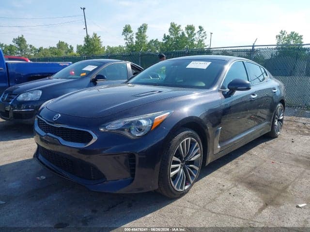2019 KIA STINGER 2