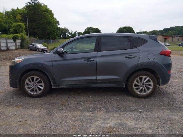 2018 HYUNDAI TUCSON SE 19