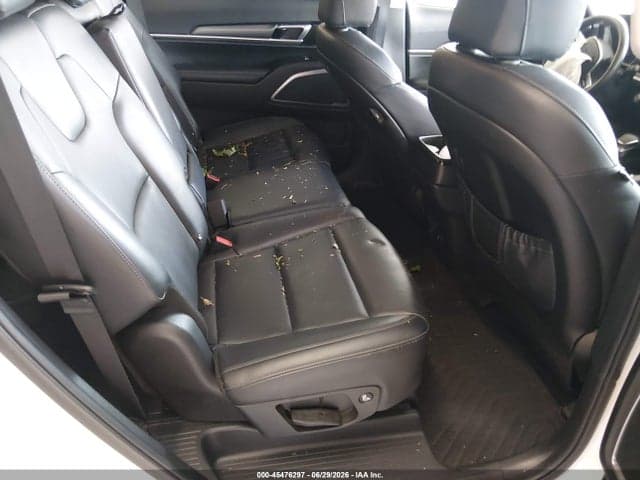 2022 KIA TELLURIDE LX 8