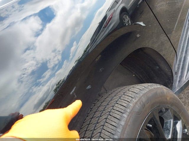2025 CHEVROLET SUBURBAN 4WD RST 6