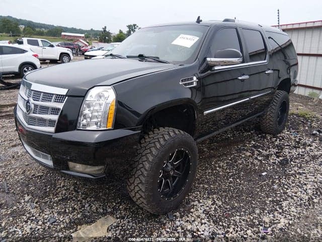 2011 CADILLAC ESCALADE ESV 2
