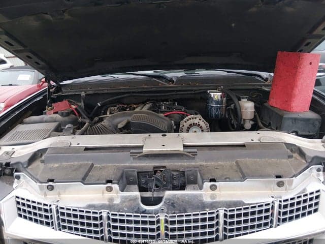 2011 CADILLAC ESCALADE ESV 10