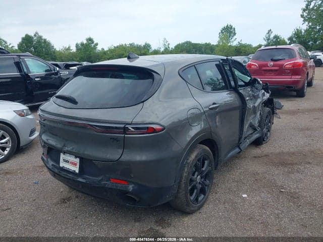 2024 DODGE HORNET R/T PLUS EAWD 4