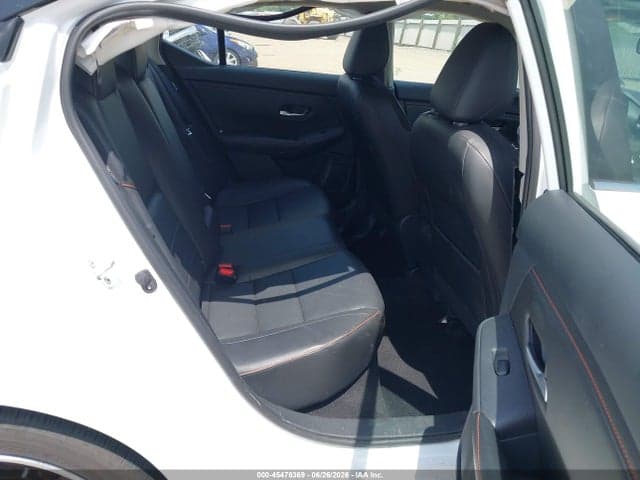 2025 NISSAN SENTRA SR 8