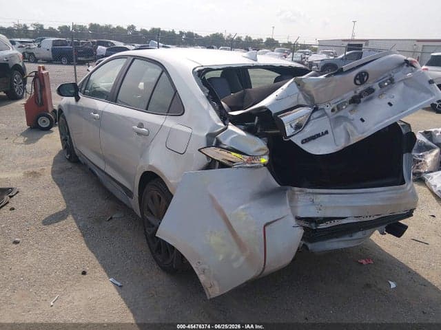 2026 TOYOTA COROLLA SE 3