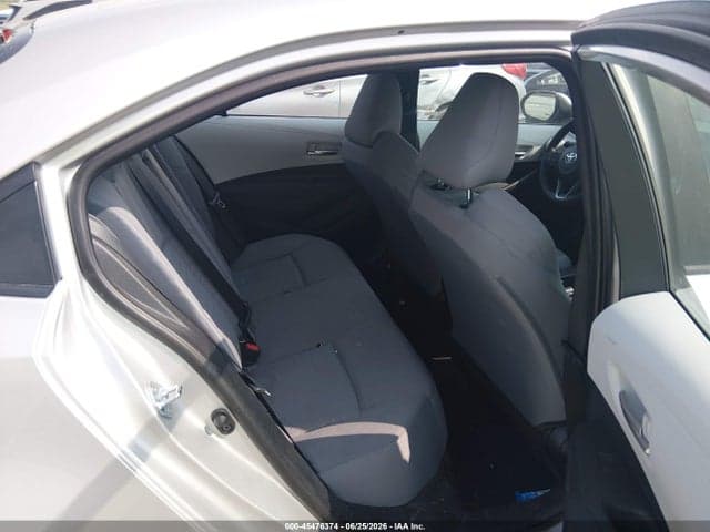 2026 TOYOTA COROLLA SE 8
