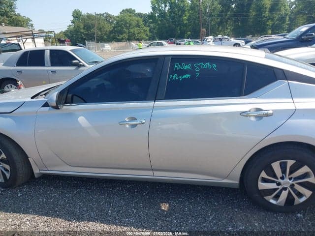 2019 NISSAN ALTIMA 2.5 S 14