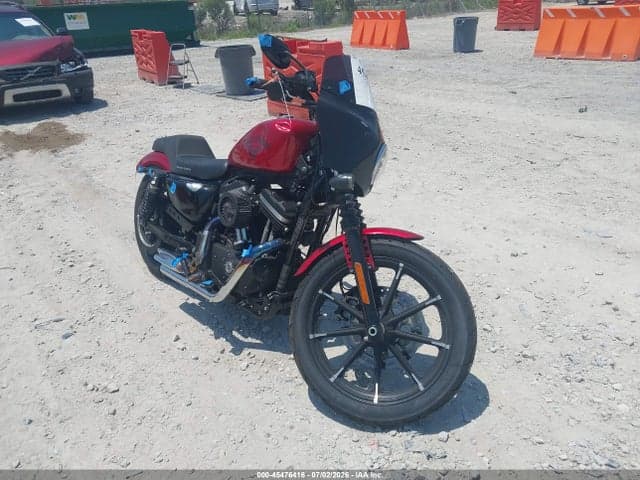 2018 HARLEY-DAVIDSON XL883 IRON 883