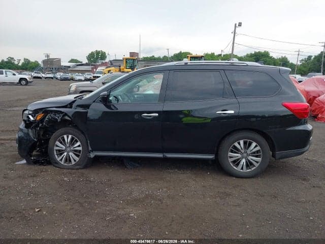 2019 NISSAN PATHFINDER SV 17
