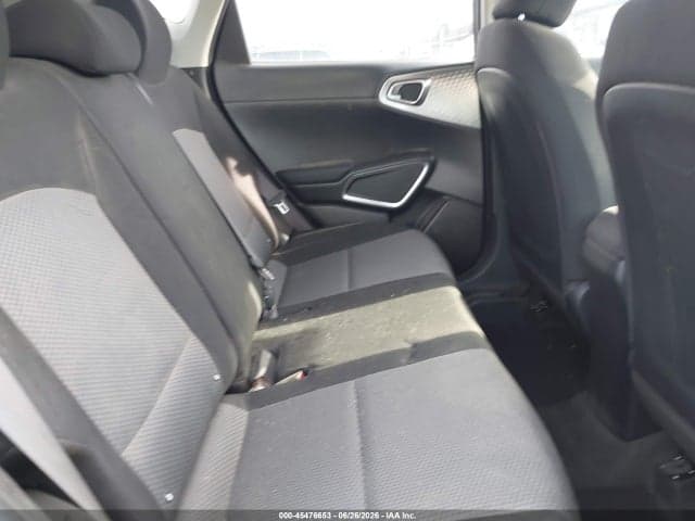 2021 KIA SOUL LX 8