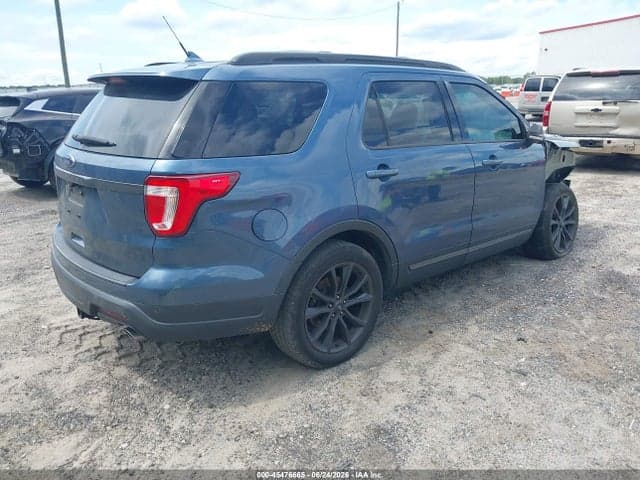 2019 FORD EXPLORER XLT 4