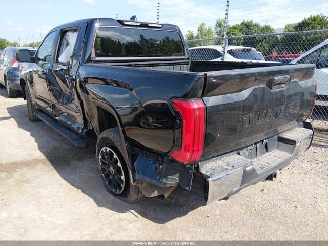 2024 TOYOTA TUNDRA SR5 3