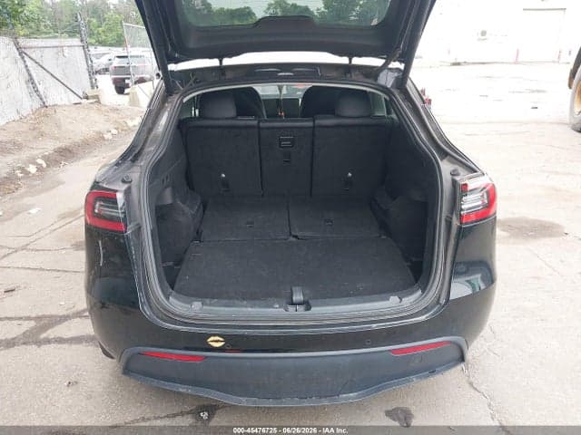 2022 TESLA MODEL Y LONG RANGE DUAL MOTOR ALL-WHEEL DRIVE 21