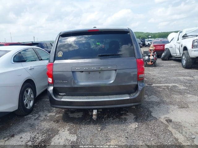 2018 DODGE GRAND CARAVAN SE 16