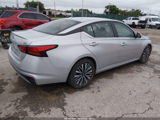 2023 NISSAN ALTIMA SV FWD 4