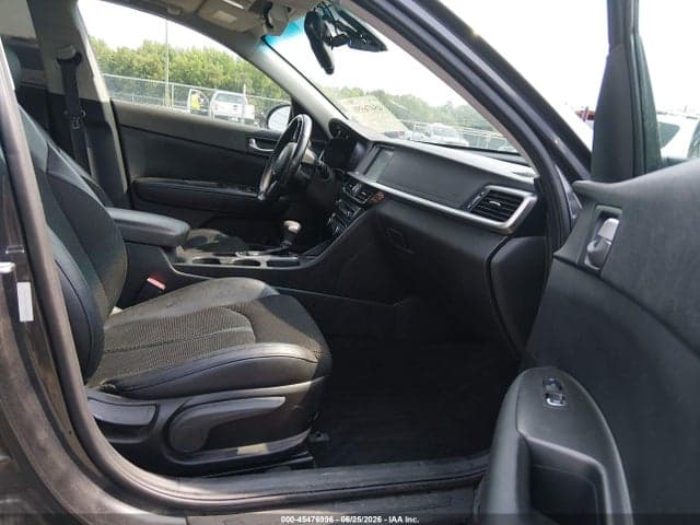 2019 KIA OPTIMA S 5