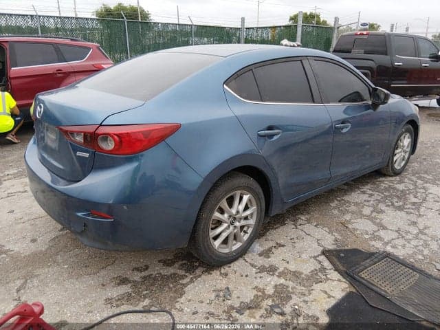 2017 MAZDA MAZDA3 SPORT 4