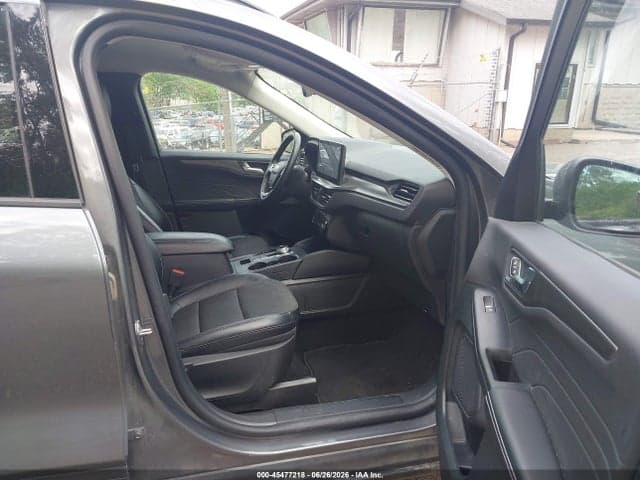 2023 FORD ESCAPE PHEV 5