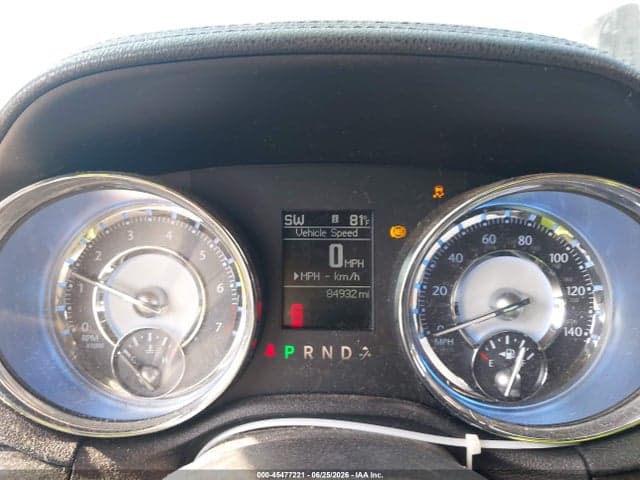2011 CHRYSLER 300 LIMITED 7