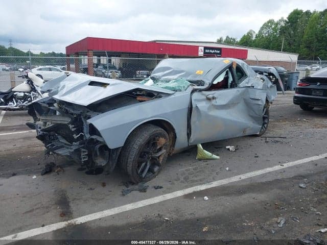 2021 DODGE CHALLENGER SXT 2