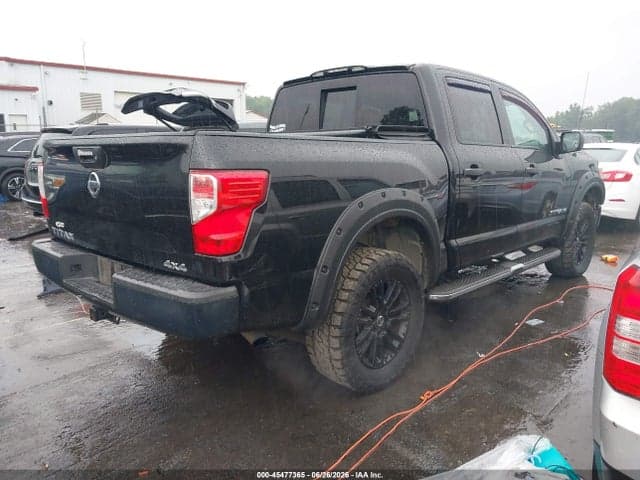 2017 NISSAN TITAN S 4