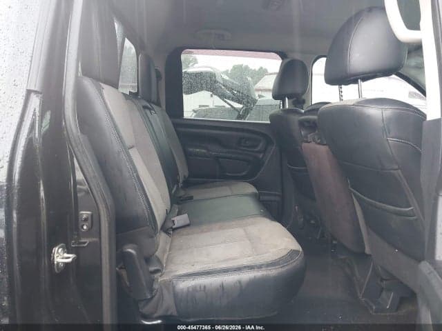 2017 NISSAN TITAN S 8