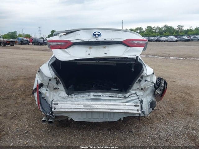 2022 TOYOTA CAMRY XSE HYBRID 16