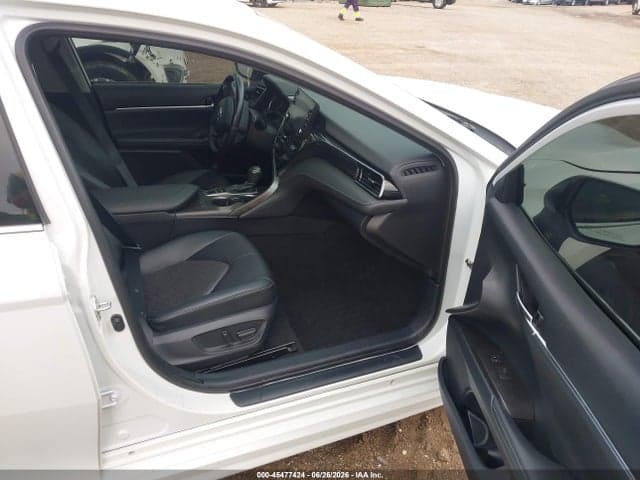 2022 TOYOTA CAMRY XSE HYBRID 5
