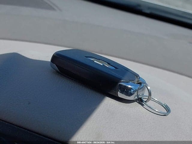 2017 CHEVROLET CRUZE LT MANUAL 11
