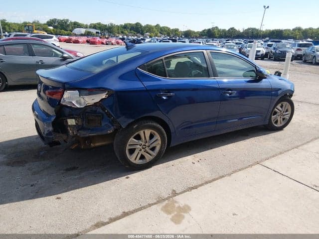 2020 HYUNDAI ELANTRA SEL 4