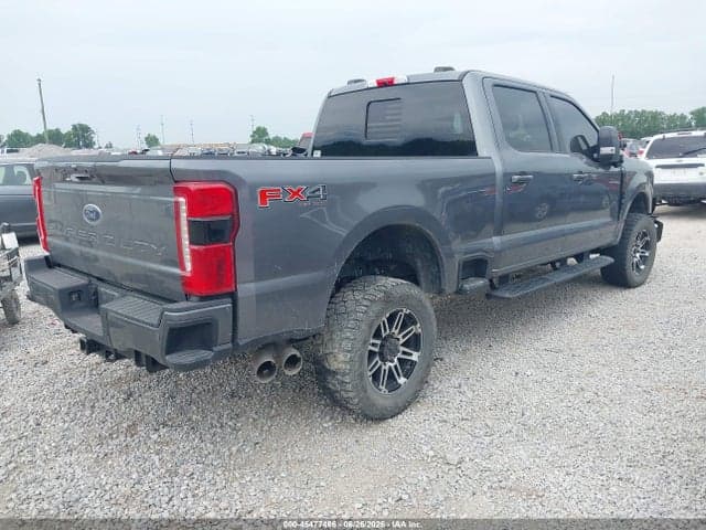 2024 FORD F-250 XLT 4