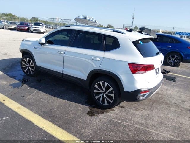 2024 VOLKSWAGEN TAOS 1.5T SE 3