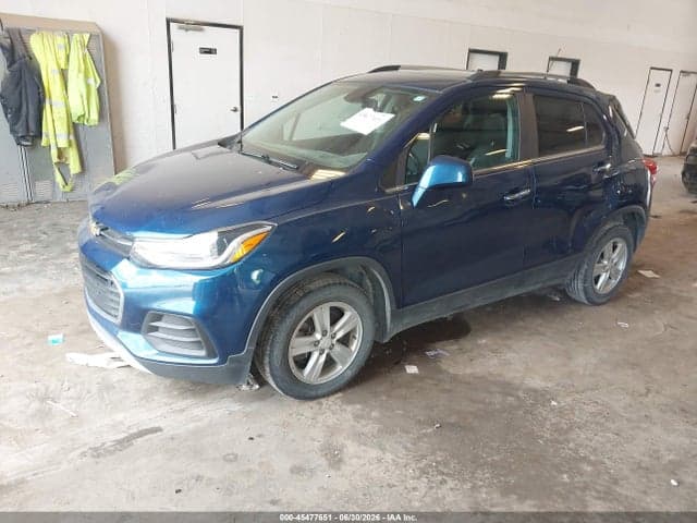 2020 CHEVROLET TRAX FWD LT 2