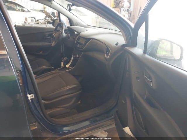 2020 CHEVROLET TRAX FWD LT 5