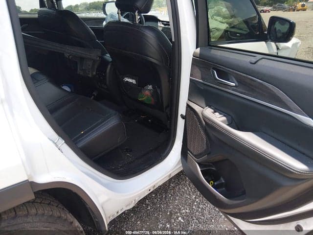 2023 JEEP GRAND CHEROKEE LIMITED 4X2 8