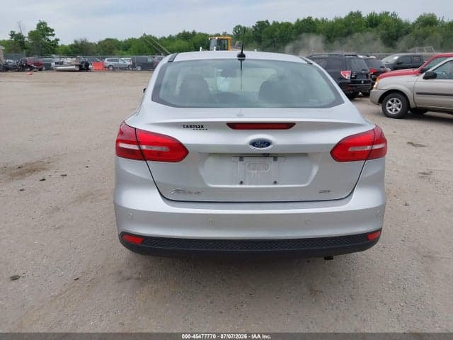 2017 FORD FOCUS SEL 16