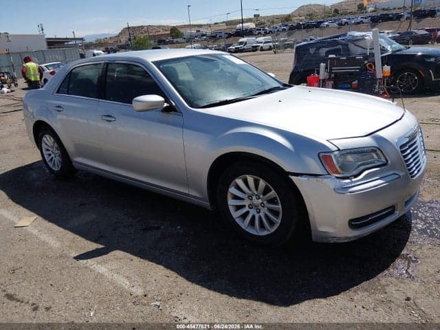2012 CHRYSLER 300 1