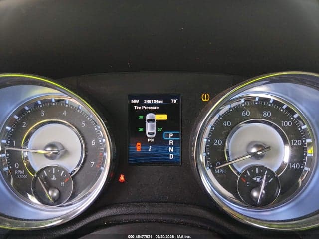 2012 CHRYSLER 300 7