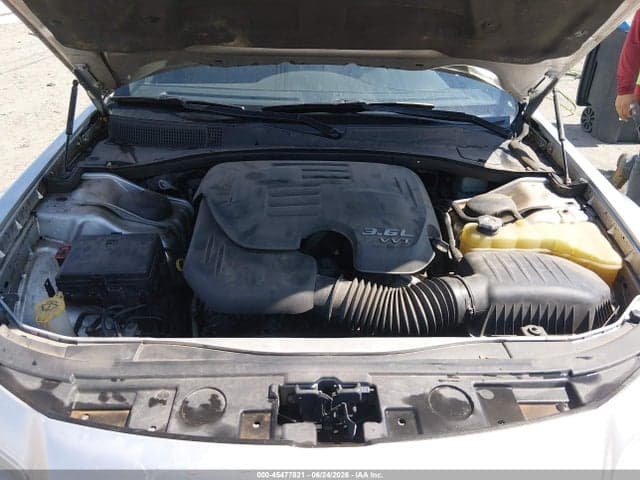 2012 CHRYSLER 300 10