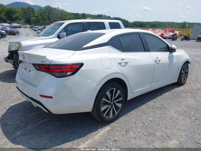 2022 NISSAN SENTRA SV XTRONIC CVT 4