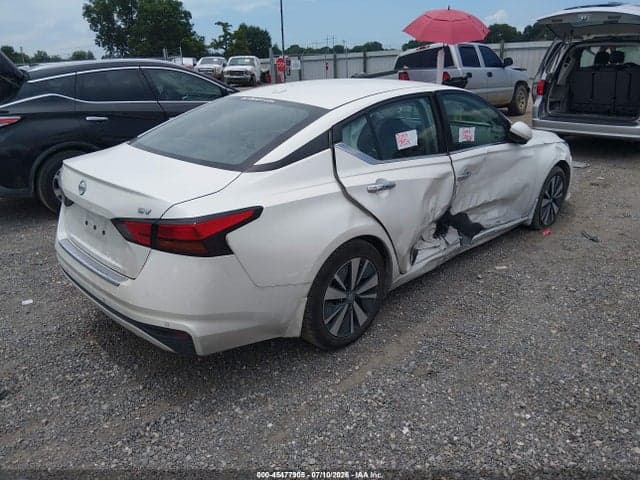 2021 NISSAN ALTIMA SV FWD 4