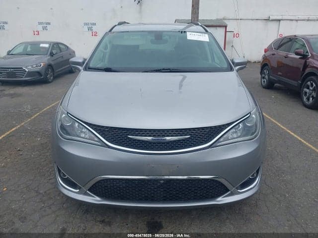2018 CHRYSLER PACIFICA TOURING L 12
