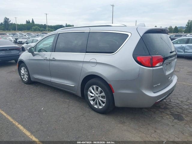 2018 CHRYSLER PACIFICA TOURING L 3