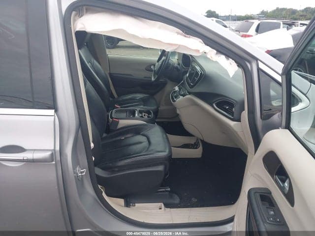 2018 CHRYSLER PACIFICA TOURING L 5
