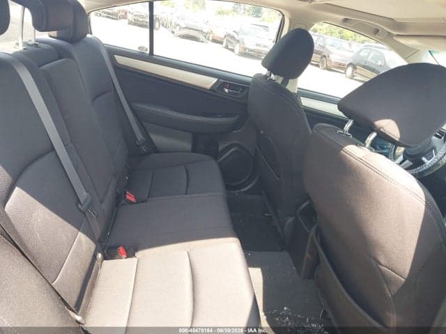 2017 SUBARU LEGACY 2.5I PREMIUM 8