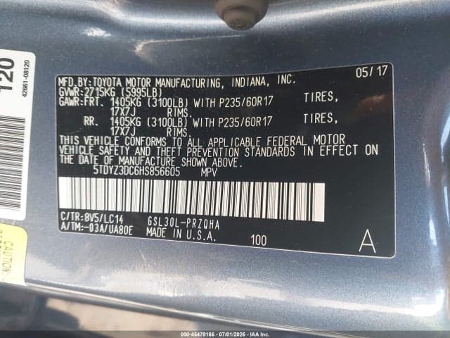 2017 TOYOTA SIENNA XLE 8 PASSENGER 9
