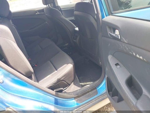 2017 HYUNDAI TUCSON SPORT 8