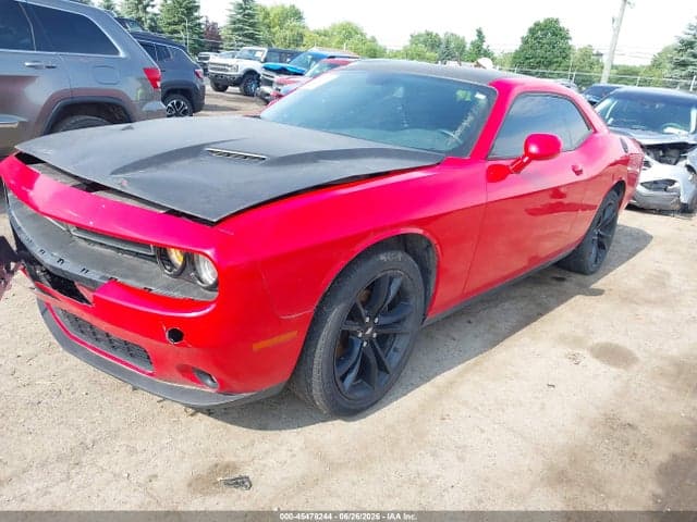 2018 DODGE CHALLENGER SXT 2