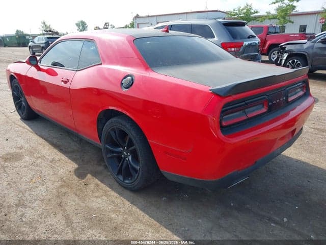 2018 DODGE CHALLENGER SXT 3