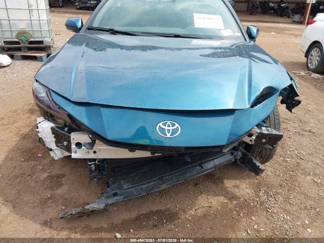 2025 TOYOTA CAMRY SE 6